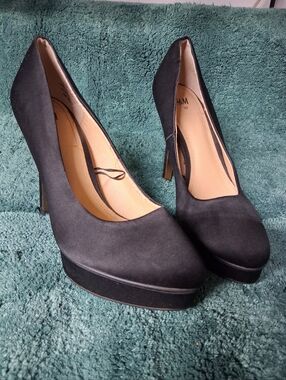 H&M Black Suede-Look Platform High Heels
